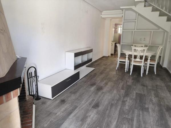 Piso en Barrio Los Balcones - Los Altos del Edén