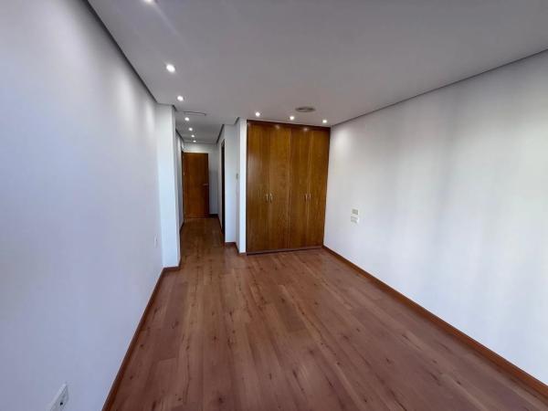 Piso en Barrio Parque Acuático - Sector 25