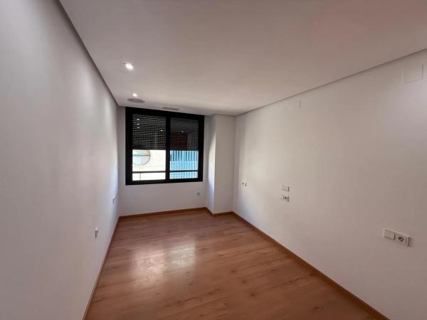 Piso en Barrio Parque Acuático - Sector 25