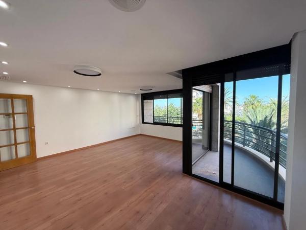 Piso en Barrio Parque Acuático - Sector 25