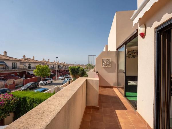 Chalet en Barrio Parque Acuático - Sector 25