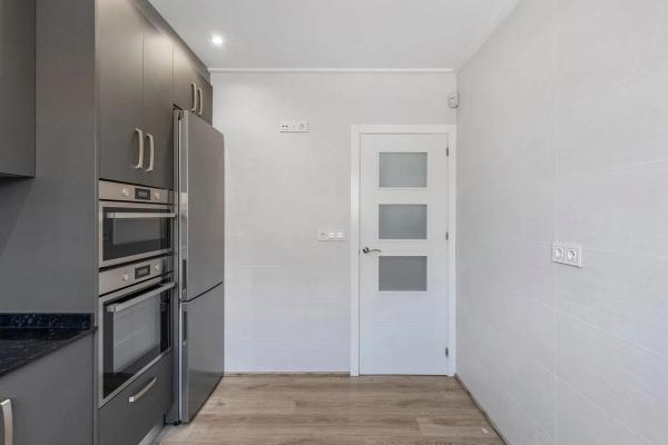 Chalet en avenida del Sur, 3