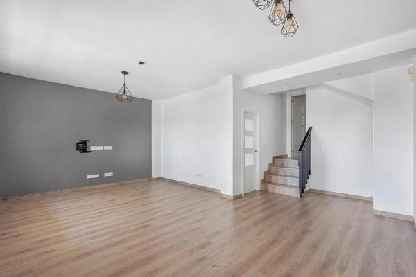 Chalet en avenida del Sur, 3