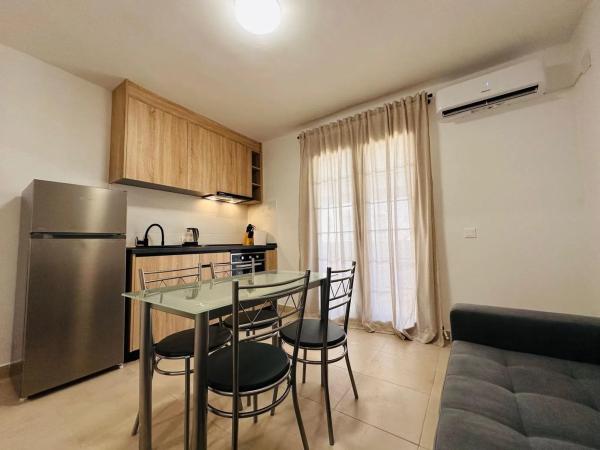 Estudio en avenida Roentgen, 2