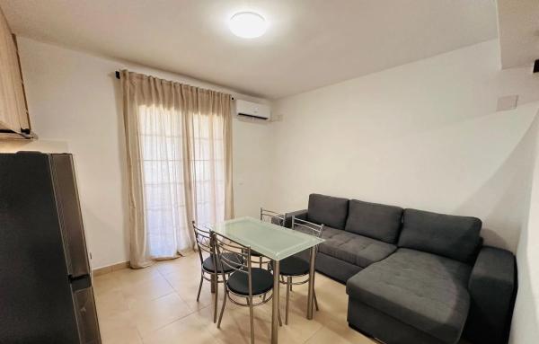 Estudio en avenida Roentgen, 2