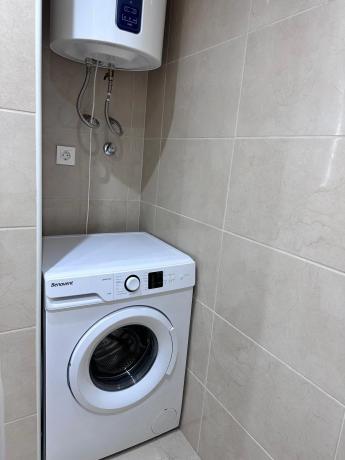 Estudio en avenida Roentgen, 2