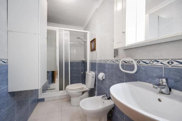 Piso en calle la Sal, 25