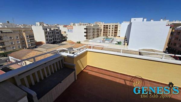 Ático en calle San Pascual, 170