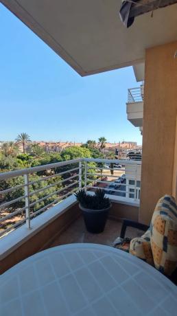 Piso en avenida Diego Ramírez Pastor, 182