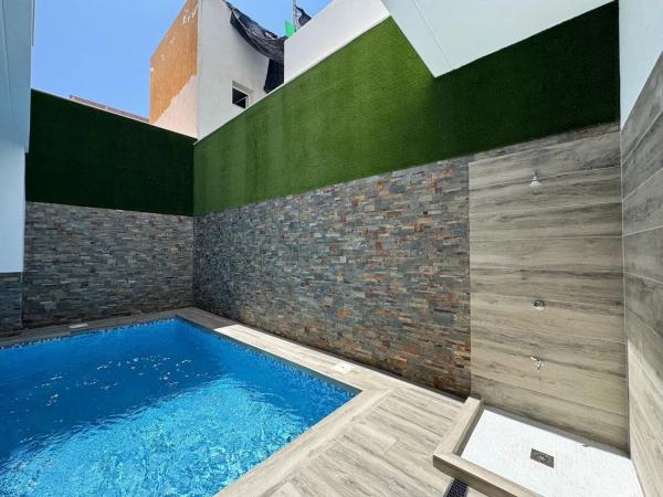 Ático en calle Ramón Gallud, 211