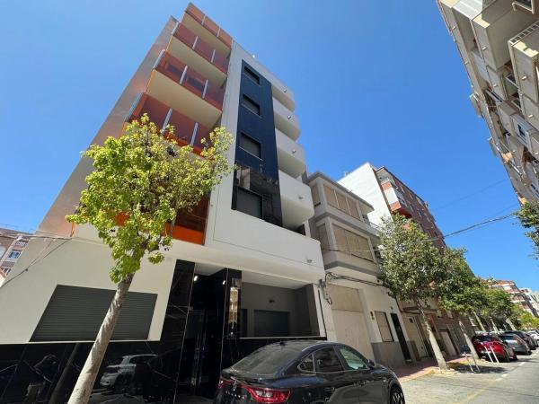 Ático en calle Ramón Gallud, 211