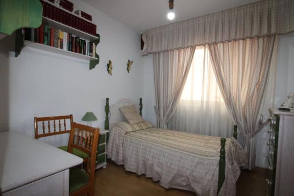 Piso en CL Pedro Lorca