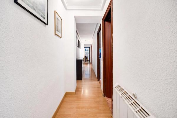 Piso en calle Caballero de Rodas