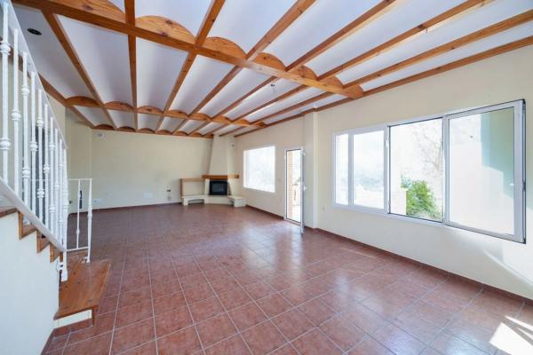 Casa independiente en calle Catral