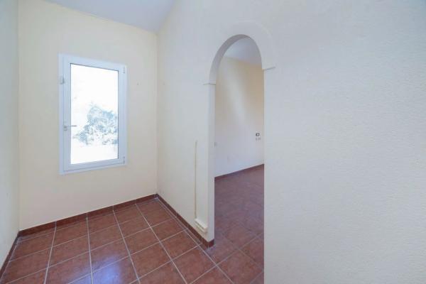 Casa independiente en calle Catral