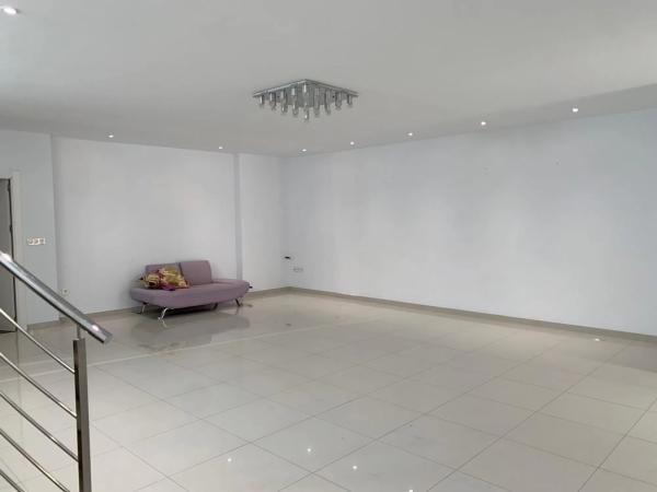 Casa independiente en calle Reus