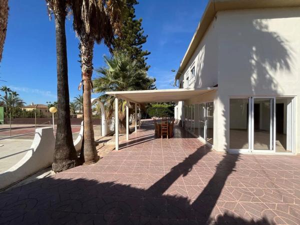 Casa independiente en camino del Tío Pau