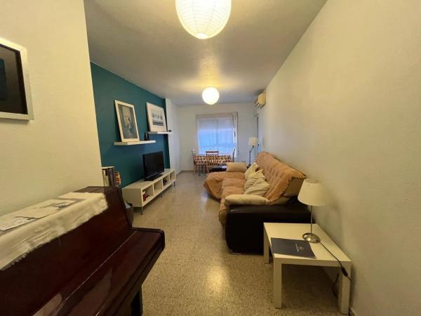 Piso en calle Diego Fuentes Serrano