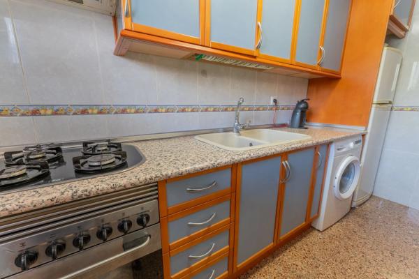 Piso en Arenales del Sol