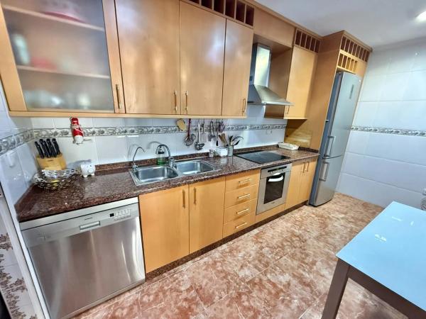 Chalet adosado en calle Alcalde Juan Hernández