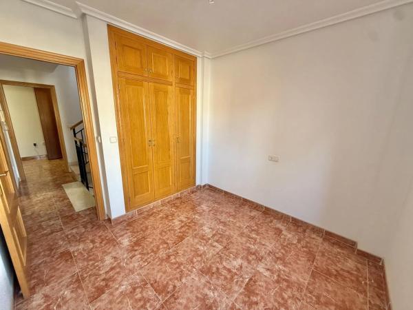 Chalet adosado en calle Alcalde Juan Hernández