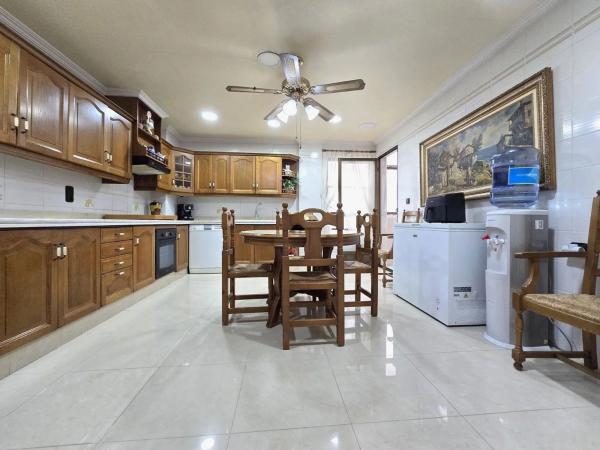 Piso en Barrio Pont Nou-Corazón de Jesús