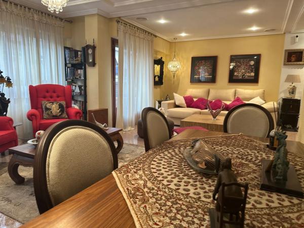 Piso en calle Mariano Luiña, 6