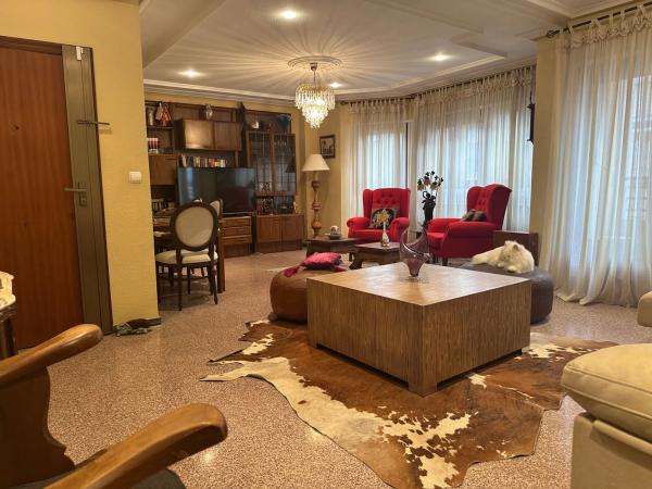 Piso en calle Mariano Luiña, 6