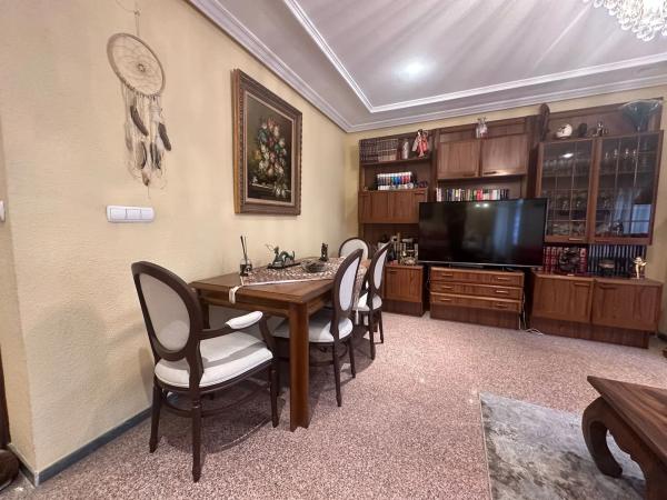 Piso en calle Mariano Luiña, 6