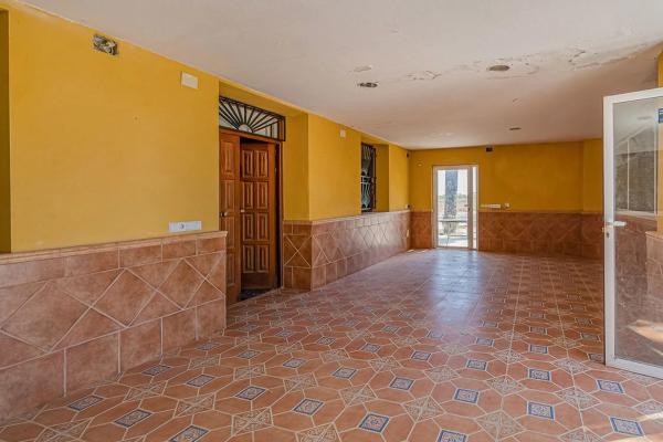 Casa independiente en camino de la Vallverda