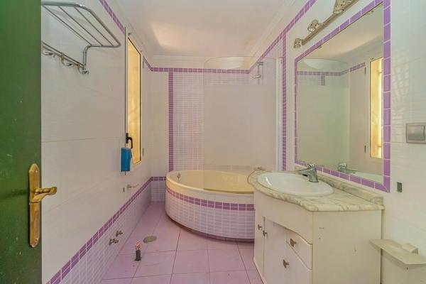 Casa independiente en camino de la Vallverda