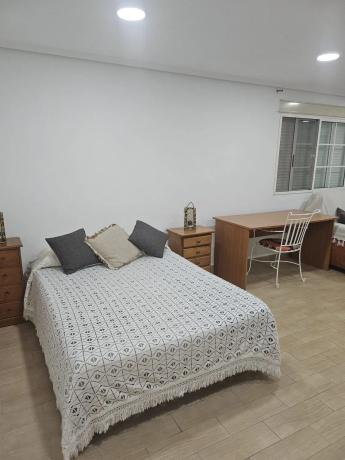 Casa independiente en calle Bahia, 18