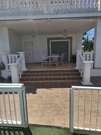 Casa independiente en calle Bahia, 18