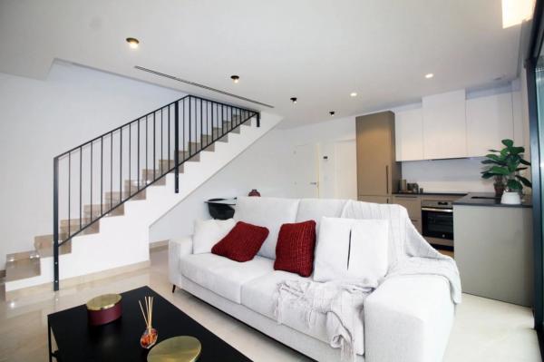 Chalet adosado en avenida del Mediterrani