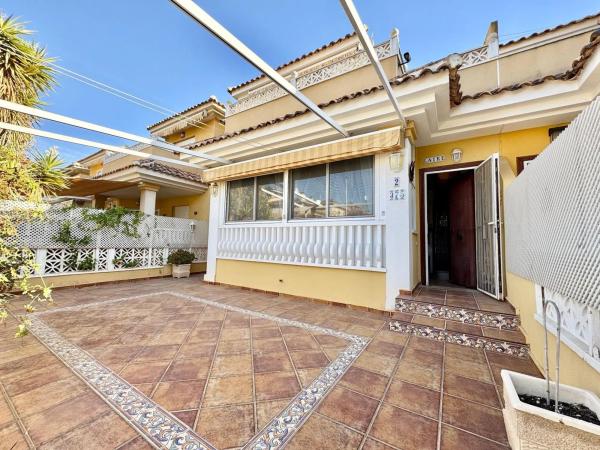 Casa independiente en avenida de Polonia