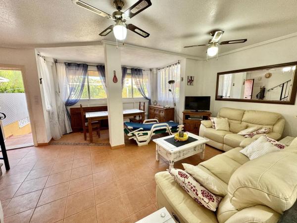 Casa independiente en avenida de Polonia