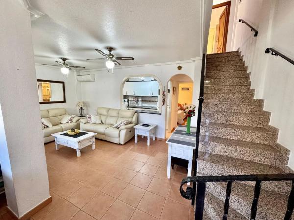 Casa independiente en avenida de Polonia