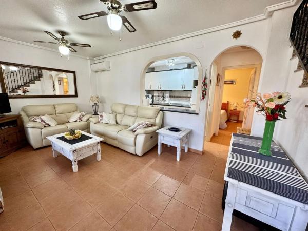 Casa independiente en avenida de Polonia