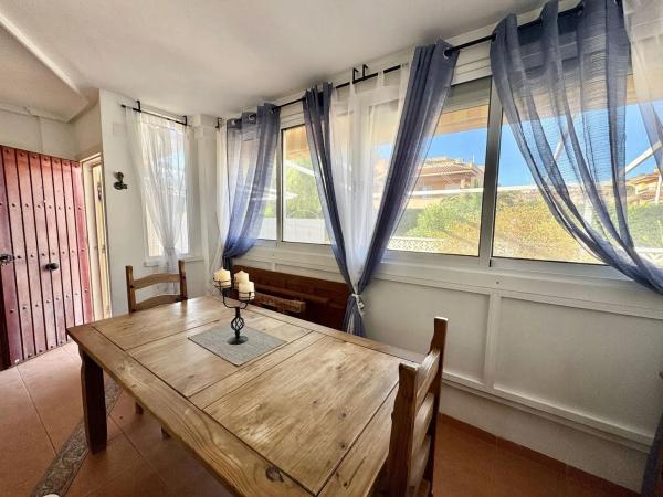 Casa independiente en avenida de Polonia