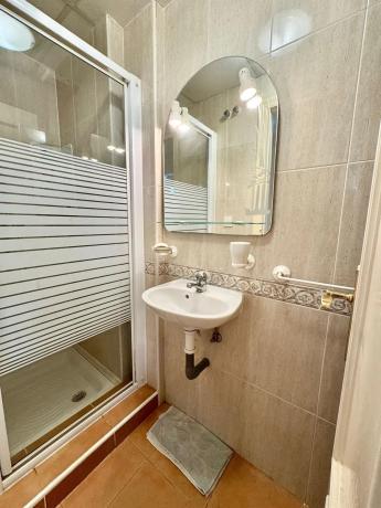 Casa independiente en avenida de Polonia