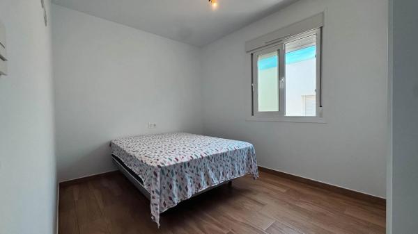 Casa independiente en calle de Xipre, 70