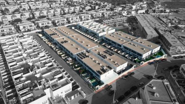 Casa independiente en calle de Xipre, 70