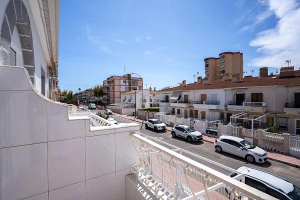 Chalet adosado en calle Guadalajara