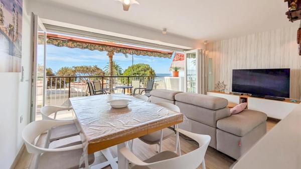 Piso en avenida Alcalde Francisco Conejero Bas