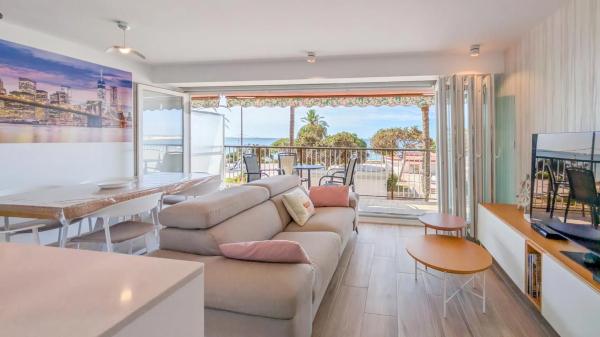 Piso en avenida Alcalde Francisco Conejero Bas