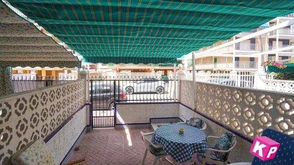 Casa independiente en calle Monòver