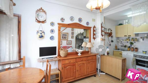 Casa independiente en calle Monòver