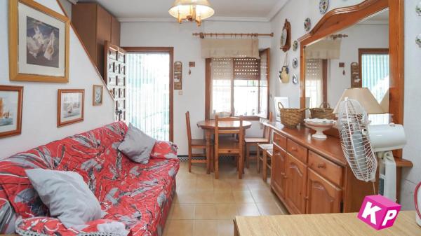 Casa independiente en calle Monòver