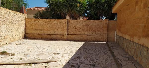 Casa independiente en calle la Cañada, 11