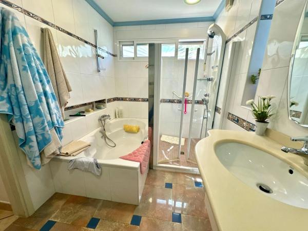 Casa independiente en camino Viejo de Elche